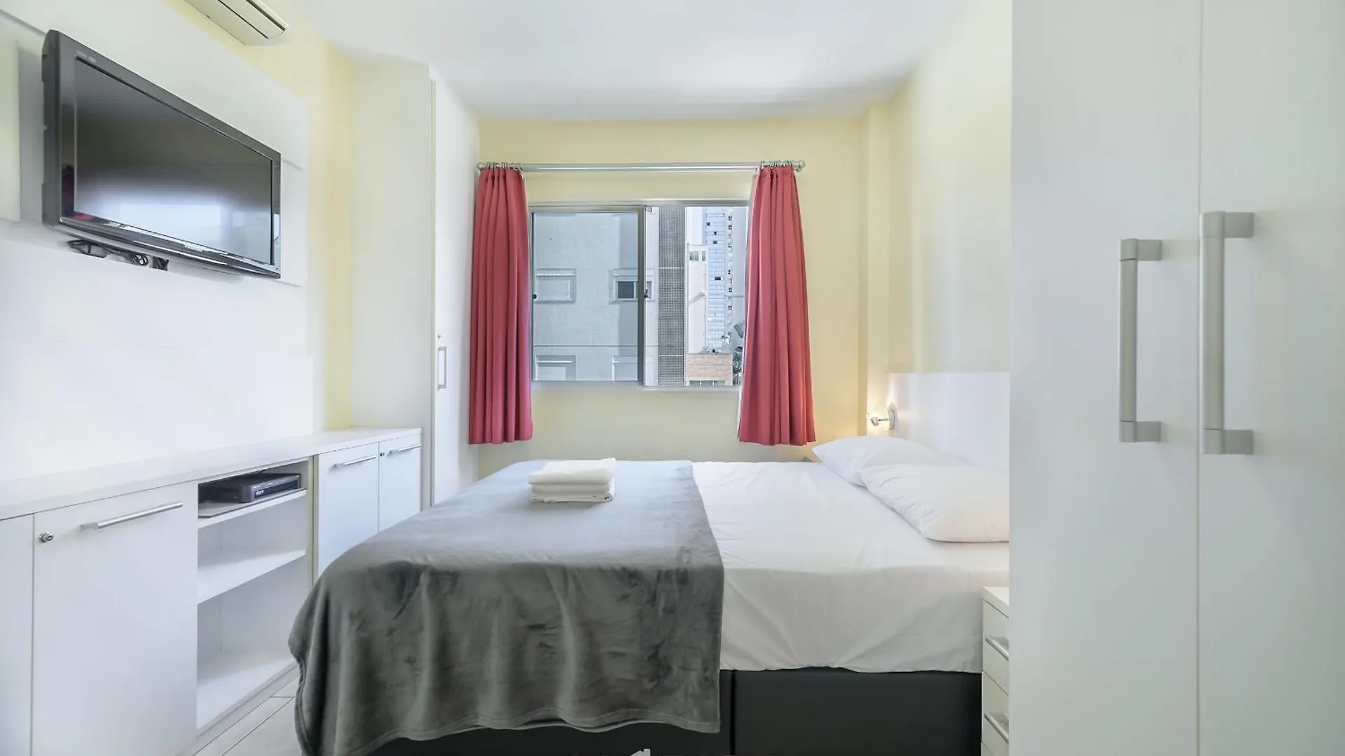 Apto A 7 Minutos A Pe Da Praia - Ava404 Balneario Camboriu Apartment